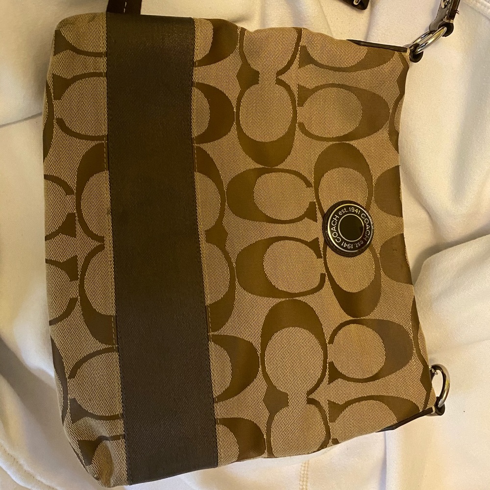 Women’s Coach Purse